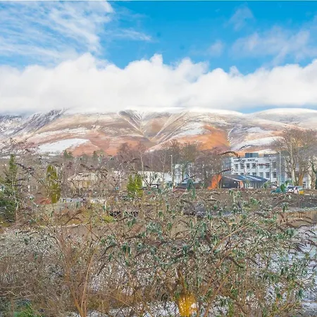 Apartment 16 Greta Grove House