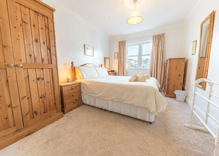 16 Greta Grove House كيسويك